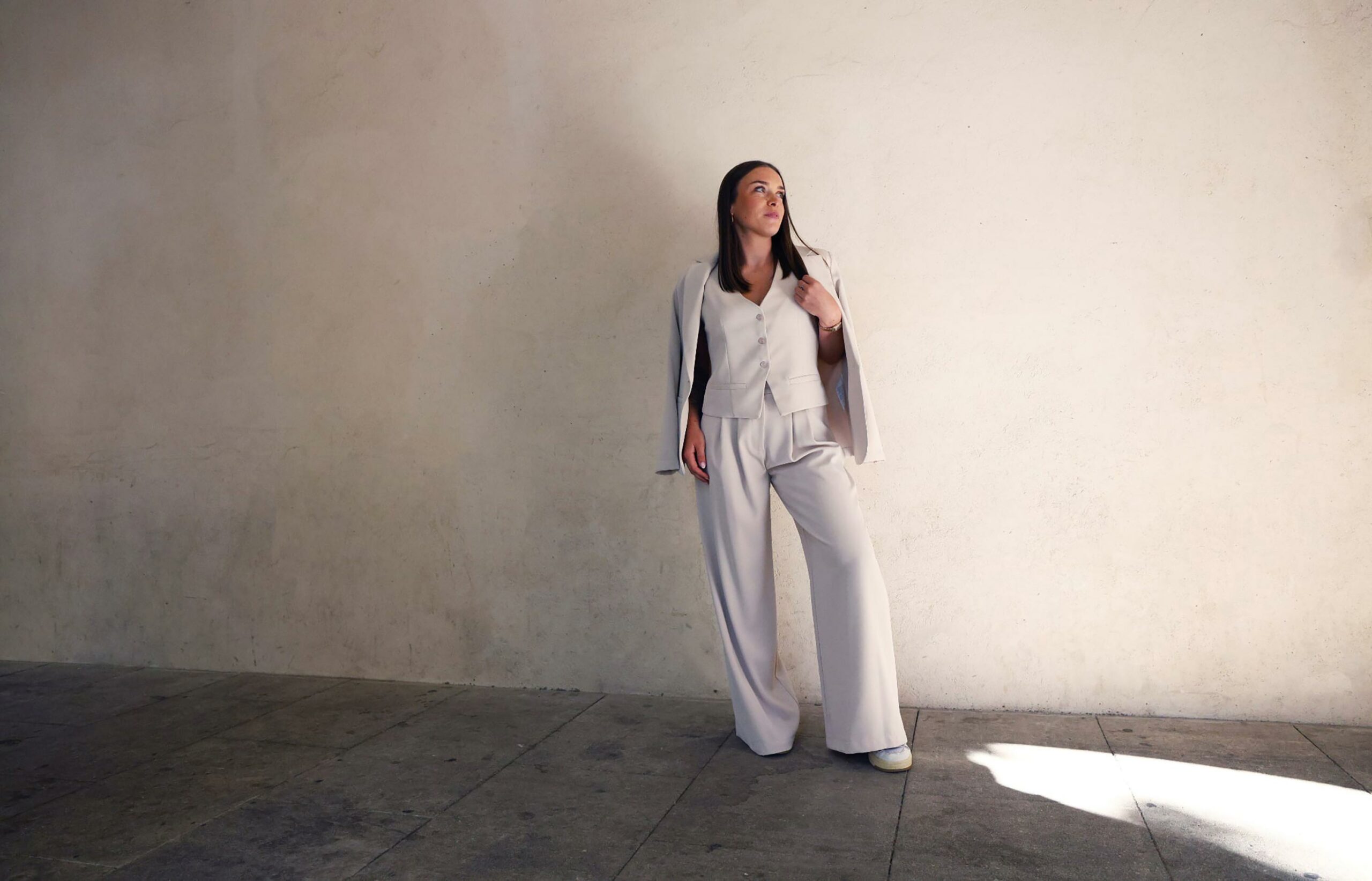 COSTUME_3000x1925px-opti